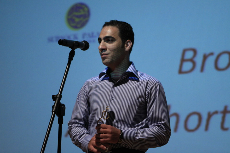 Tariq Al Rimawi with his prize for “Missing” 3rd Best Short Film