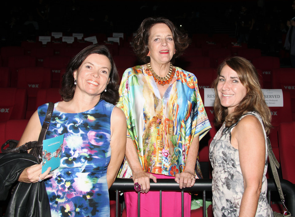 Alice Edde with friends